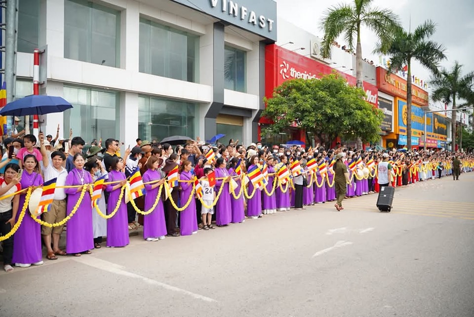 xaloiphattaichuapgucson_chuaphucsonbacgiang_xaloiphat_nguoiphattu (17).jpg
